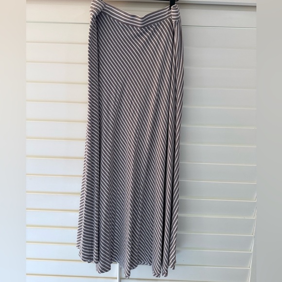 INC International Concepts Tan and White Striped A-Line Skirt - Picture 4 of 5